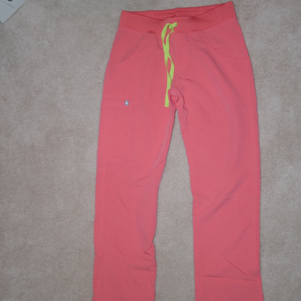 COPY - Figs Kade cargo scrub pants